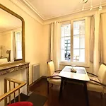 2-Bedrooms Apart Near The Eiffel Tower